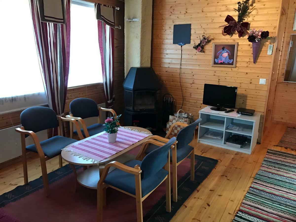 Hannunluhdan Lomamoekit Karijoki Exterior foto